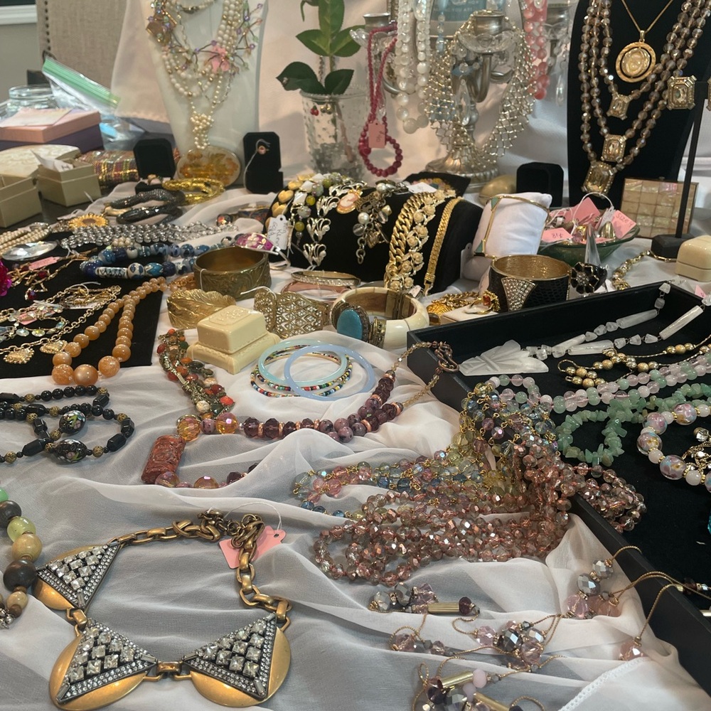 All the thing’s tonight.. Tini_shop at 9:30pm EST